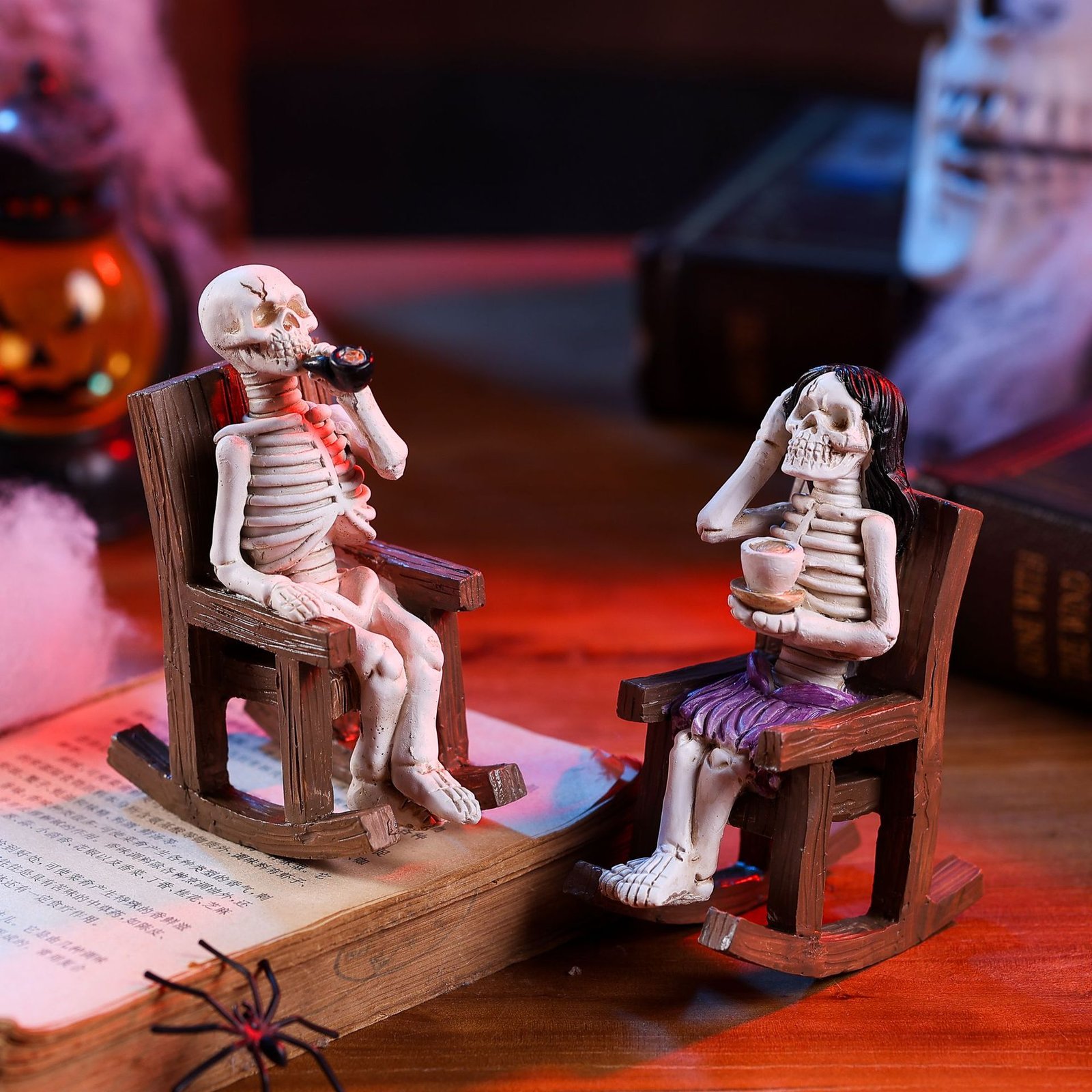 chair with skull decorations (1)